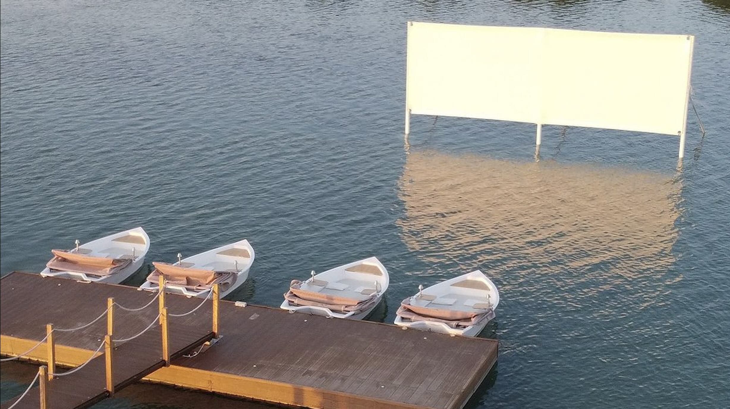 Machia Vellii launches a floating cinema in the UAE