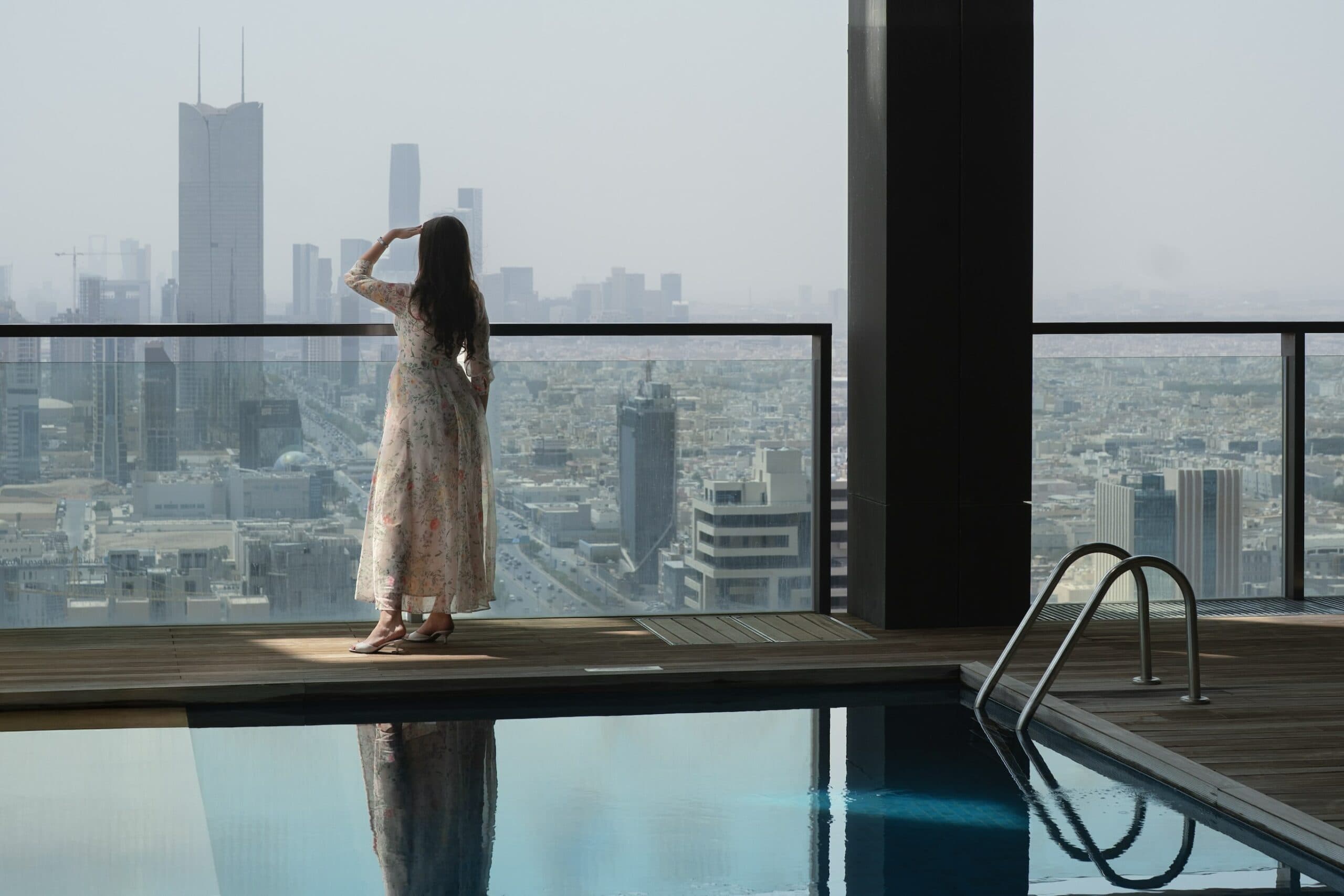 Soak up the summer at Fairmont Ramla Riyadh’s highest rooftop pool